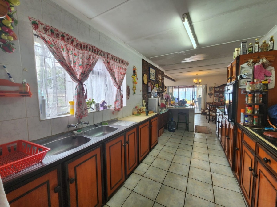 3 Bedroom Property for Sale in Blanco Western Cape